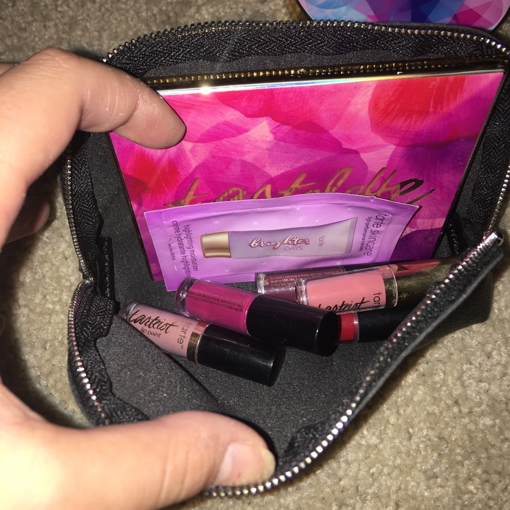 TARTE BUNDLE - Picture 3 of 4